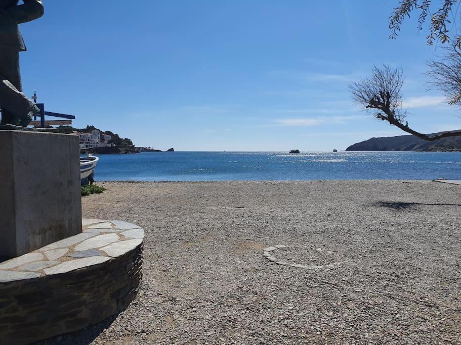 Espectacular Planta Baja Con Terraza Y Parking A 5 Min De La Playa Apartment Cadaques Ngoại thất bức ảnh
