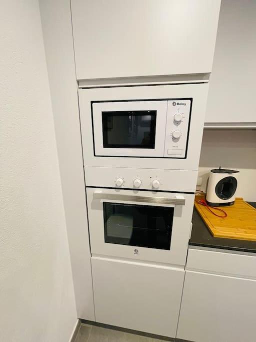 Espectacular Planta Baja Con Terraza Y Parking A 5 Min De La Playa Apartment Cadaques Ngoại thất bức ảnh